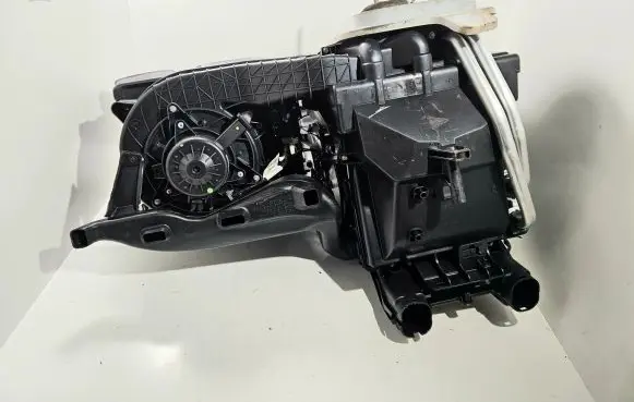 Interior heater climate box assembly