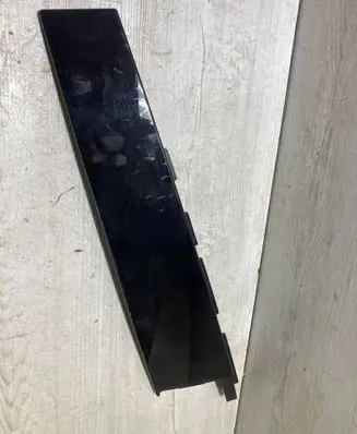 Ford Focus Front door glass trim molding JX7BA20898aa