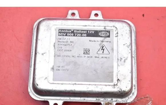Opel Astra J Voltage converter/converter module 5DV009720-00