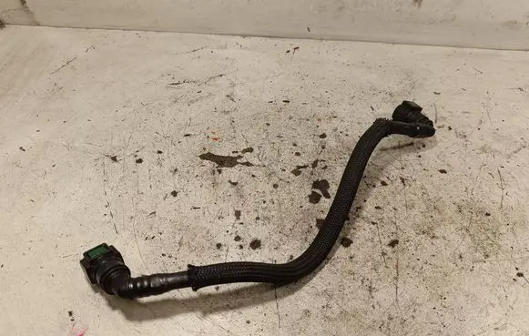Nissan X-Trail T32 Fuel line pipe 