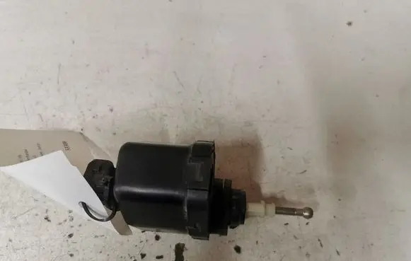 Audi 100 S4 C4 Headlight level adjustment motor 00437545