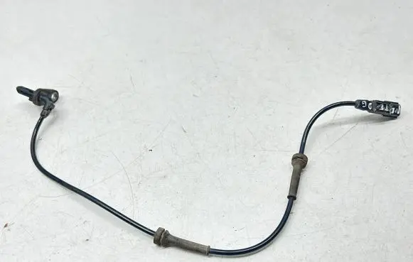 Nissan Note (E12) ABS rear brake sensor 479001HA0A