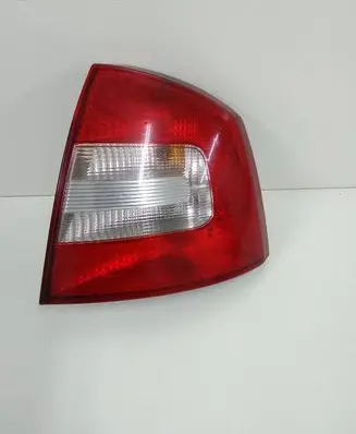 Skoda Octavia Mk2 (1Z) Rear/tail lights 1Z5945096B VP4SBHX13404B 1Z5945112B