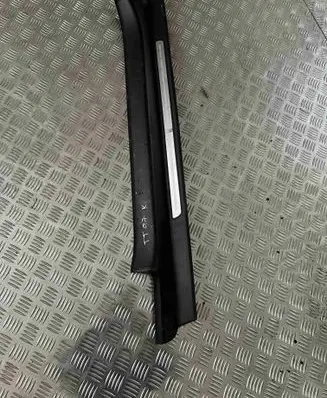 Audi TT Mk1 Sill 8j0863491e