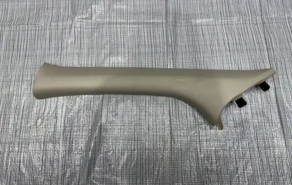 Mercedes-Benz X-class W470 Wiper trim 769124KJ0A