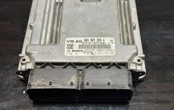Audi A4 S4 B9 8W Engine control unit/module 06N907309A 0261S21715 06M907309A