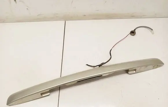 Toyota Avensis T250 Trunk door license plate light bar 7680105040
