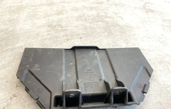 Audi A2 Battery box tray cover/lid 8z0803719b
