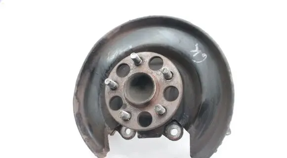 Toyota Prius (XW50) Rear wheel hub