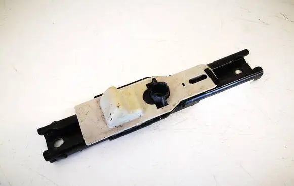 Ford Fiesta Seat belt adjustment rail 