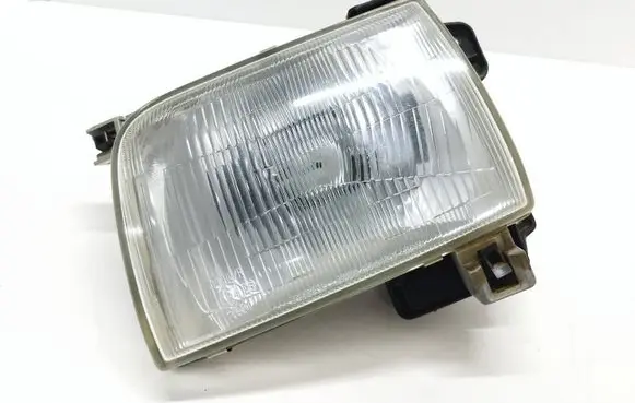 Nissan Navara D22 Headlight/headlamp 9922680009