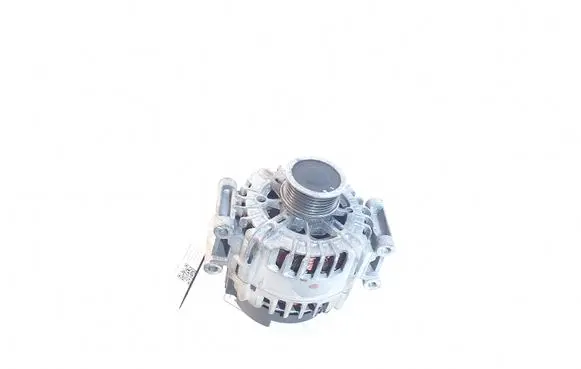Audi TT TTS Mk2 Generator/alternator 06H903017E 2610087D