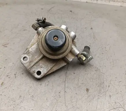 Nissan Terrano Mechanical fuel pump 6162