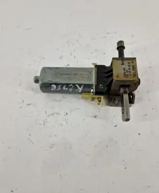Volkswagen Touareg I Sunroof motor/actuator 0390203218
