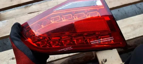 Audi A4 S4 B8 8K Tailgate rear/tail lights