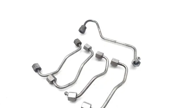 Hyundai Santa Fe Fuel injector supply line/pipe