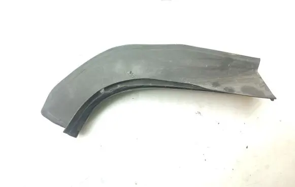 BMW 5 F10 F11 Rear/tail light trim molding 7204376