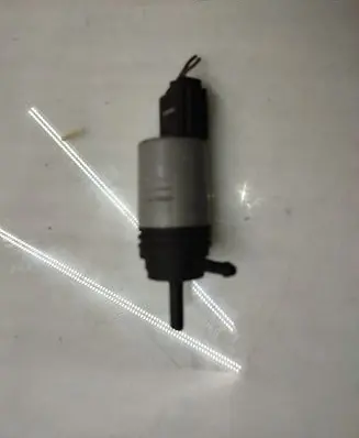 BMW 5 F10 F11 Windscreen/windshield washer pump
