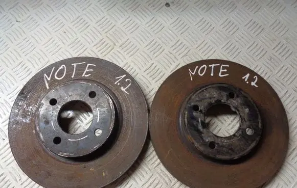 Nissan Note (E12) Front brake disc