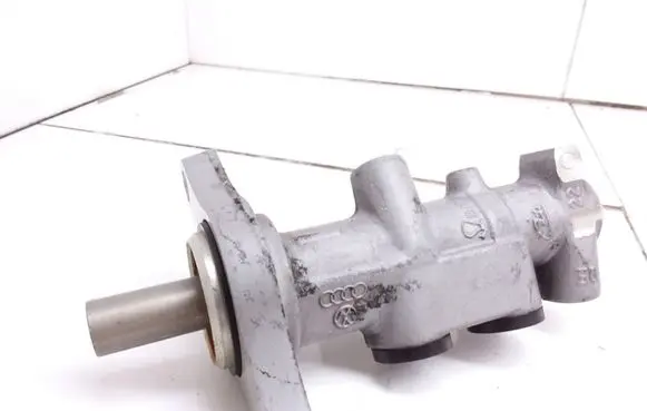 Audi A2 Master brake cylinder 325G2