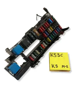 Mercedes-Benz C AMG W203 Fuse box set A1685453340