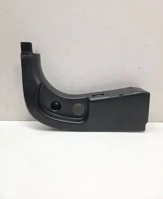 Foot area side trim