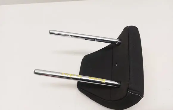 Ford Focus Rear seat headrest 