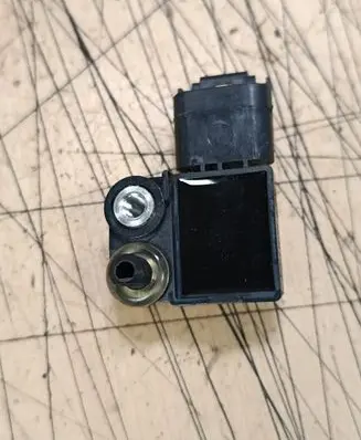 BMW 7 F01 F02 F03 F04 Airbag deployment crash/impact sensor 65779159311 9159311