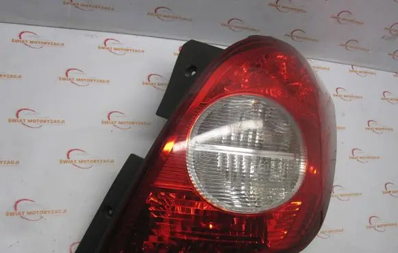 Opel Antara Rear/tail lights AIC3413