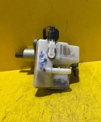 Ford C-MAX I Master brake cylinder 03350886401