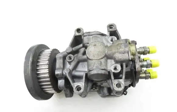 Audi A4 S4 B6 8E 8H Fuel injection high pressure pump 059130106E 0470506033