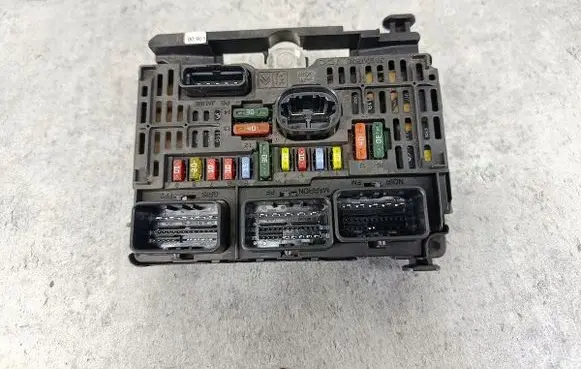 Citroen C5 BSM Control unit 