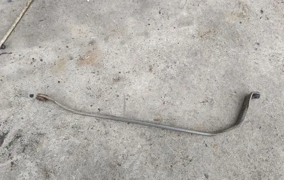 BMW 3 E90 E91 Fuel tank mounting bracket 