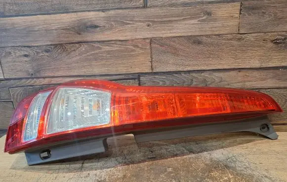 Honda CR-V Rear/tail lights E12ARS10102