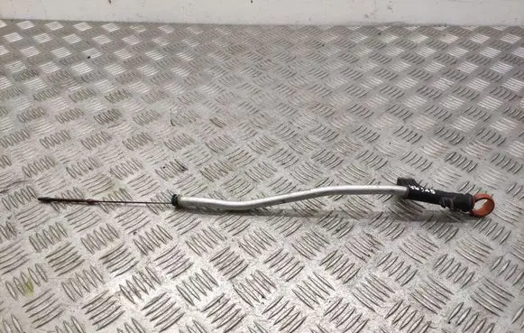 Peugeot 2008 II Oil level dip stick 