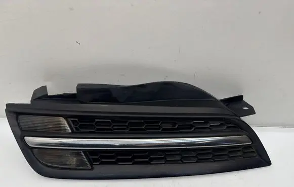 Nissan Micra Front grill 62320BL400