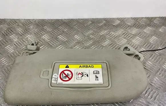 Volvo XC90 Sun visor