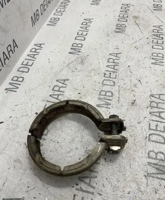 Mercedes-Benz E W212 Muffler pipe connector clamp A0009958902