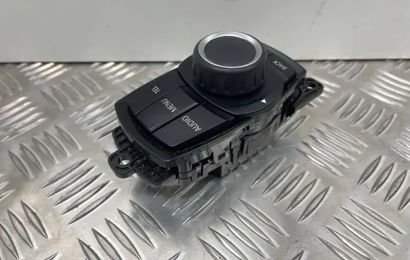 BMW 3 F30 F35 F31 Head unit multimedia control 9317695