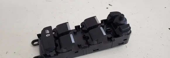 Land Rover Discovery Sport Electric window control switch FK7214540AC 16W281 HW02SWA03