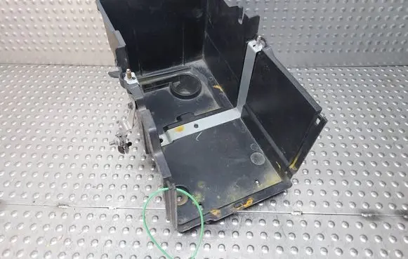 Ford C-MAX II Battery box tray S26380494 AM5110723AD