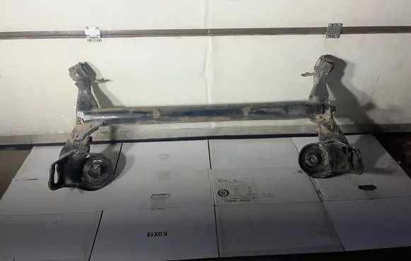 Citroen Berlingo Rear axle beam 35016 44816 04916
