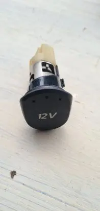 Renault Espace IV 12 V Socket (rear) 7384