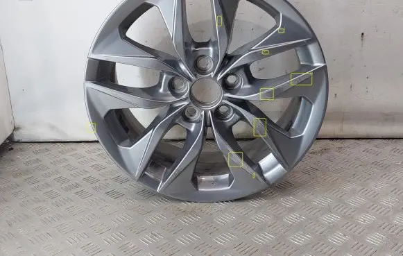 Toyota Sienna XL40 IV R17 alloy rim 4261108200