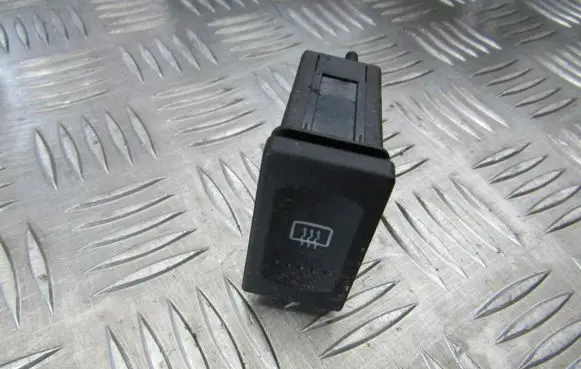 Volkswagen PASSAT B5 Windscreen/window heater switch 3b0959621c