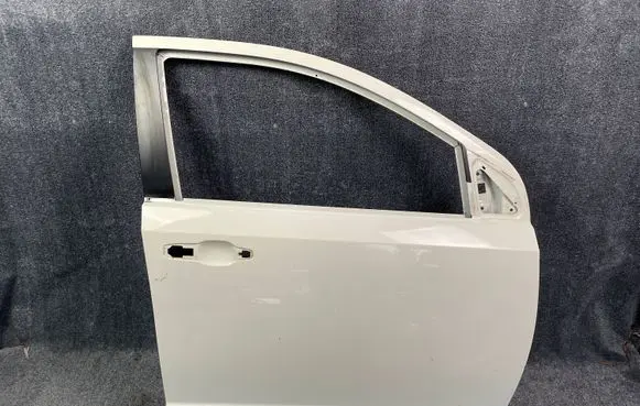 Fiat Freemont Front door D025