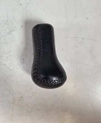Suzuki Wagon R+ Gear lever shifter trim leather/knob