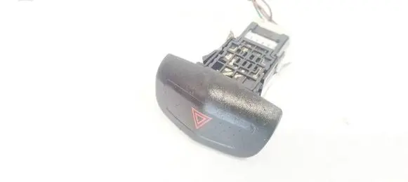 Nissan Primera Hazard light switch
