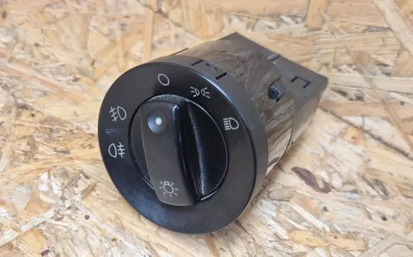 Audi A4 S4 B7 8E 8H Light switch 8E0941531C K2385S