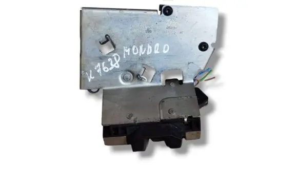 Ford Mondeo Mk III Tailgate/trunk/boot lock/catch/latch 3S71-A43102-AC